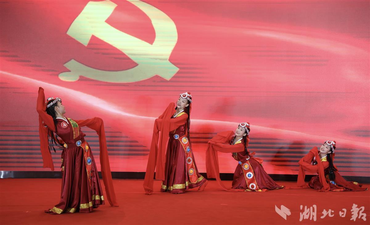 佩洛西又搞事！要FBI调查“亲俄分子”被批“妄想”